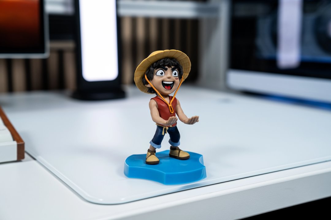 ONE PIECE NETFLIX - Luffy - 'Holdem' Controller & Phone Support - 11cm