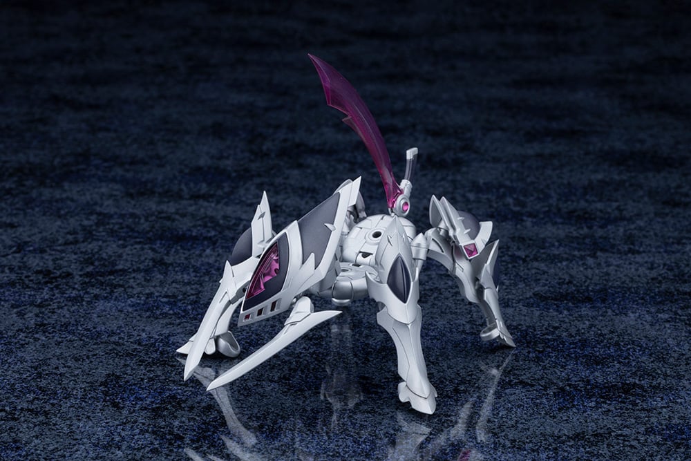 ARCANEA - XenoAlma Legiant - Model Kit 8cm