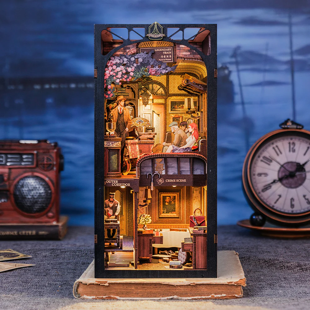 BOOK NOOK KIT - DIY - Mystery Train - 338pc + LED Light