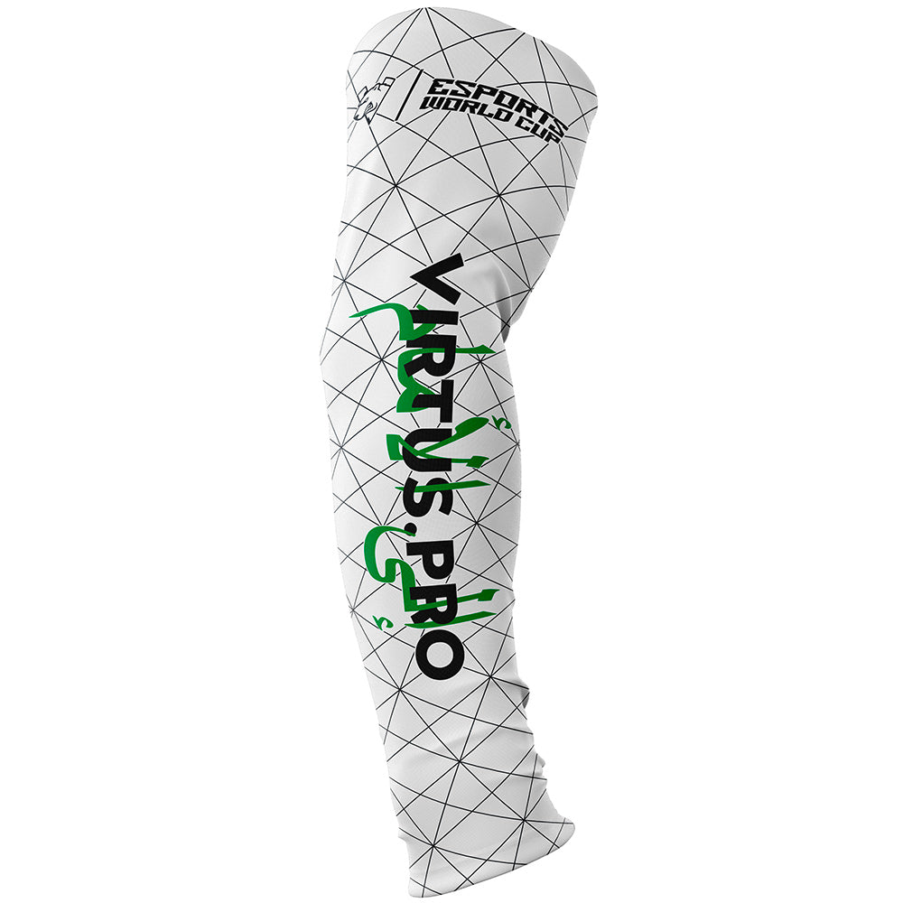 Virtus.pro Esports World Cup 2024 Limited Edition sleeve white, S