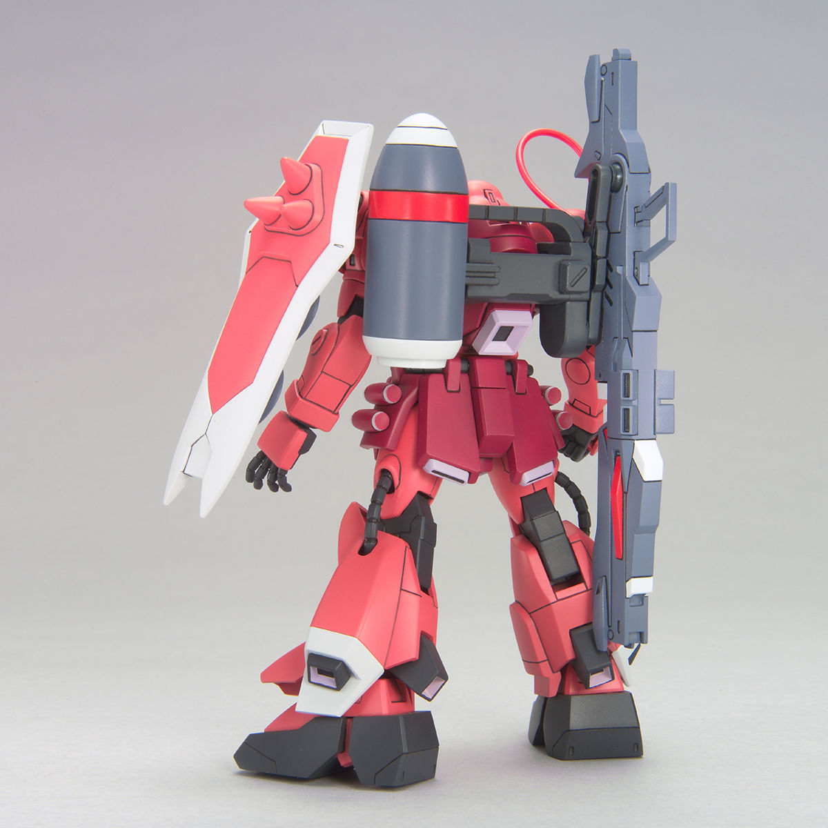 HG Gunner Zaku Warrior (Lunamaria Hawke Custom) 1/144