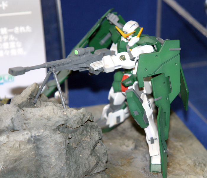 HG Gundam Dynames 1/144 - gundam-store.dk