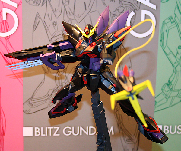 MG Gundam Blitz 1/100 - gundam-store.dk