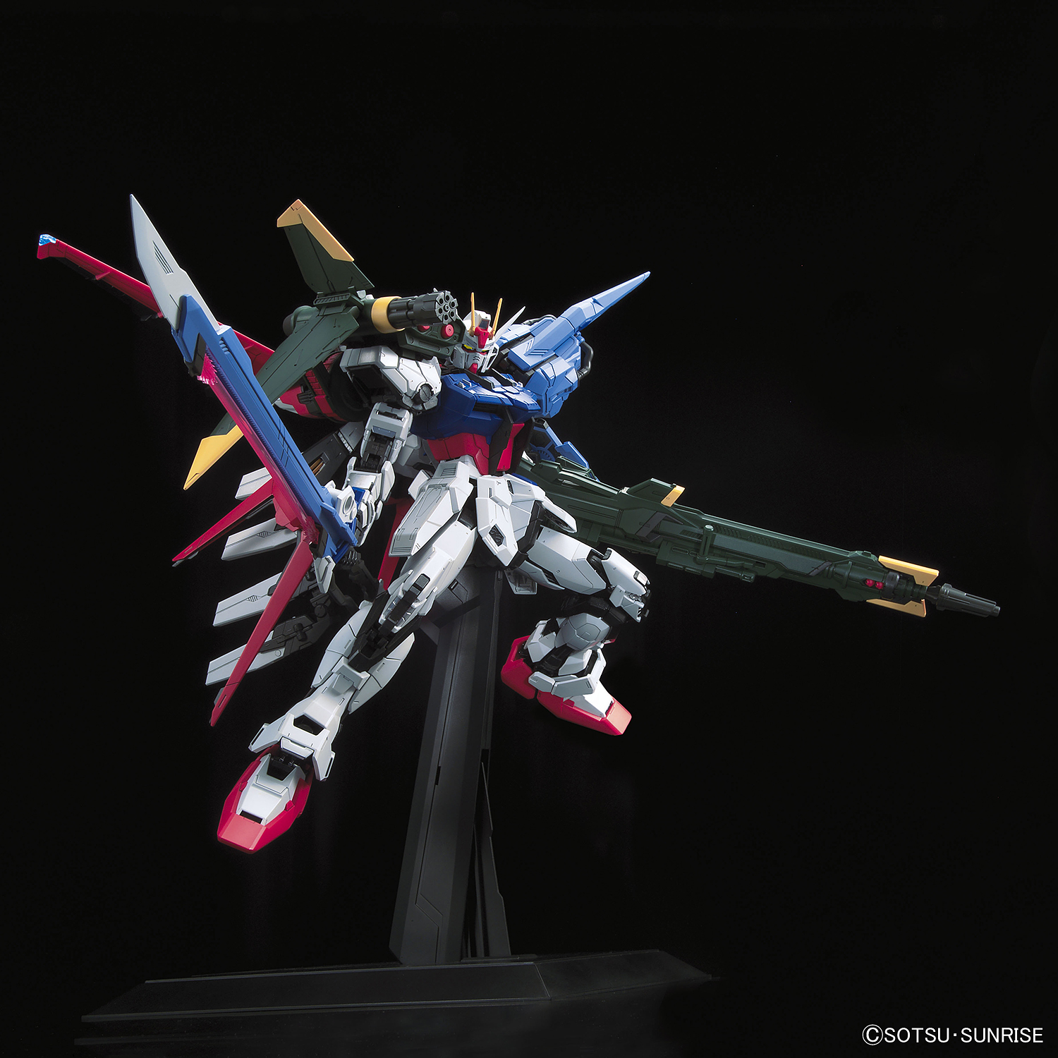 Perfect Grade Gundam Perfect Strike 1/60 - gundam-store.dk