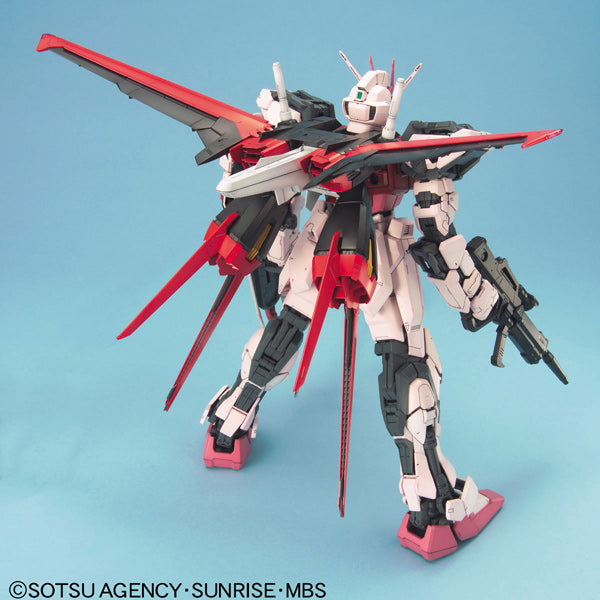 *PREORDER* Perfect Grade Gundam STRIKE ROUGE + SKYGRASPER 1/60 - gundam-store.dk