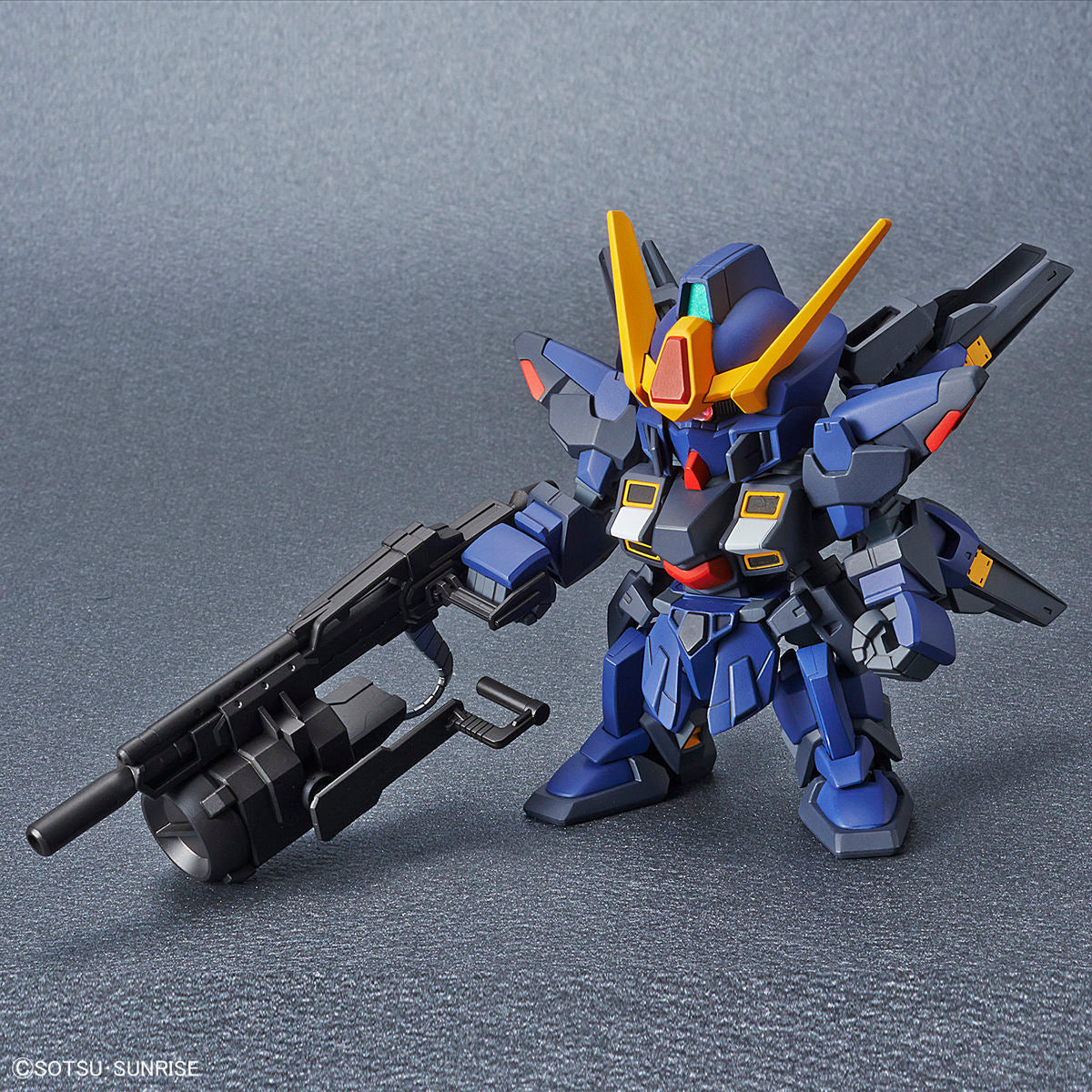 SD Gundam Cross Silhouette Sisquiede Titans Color