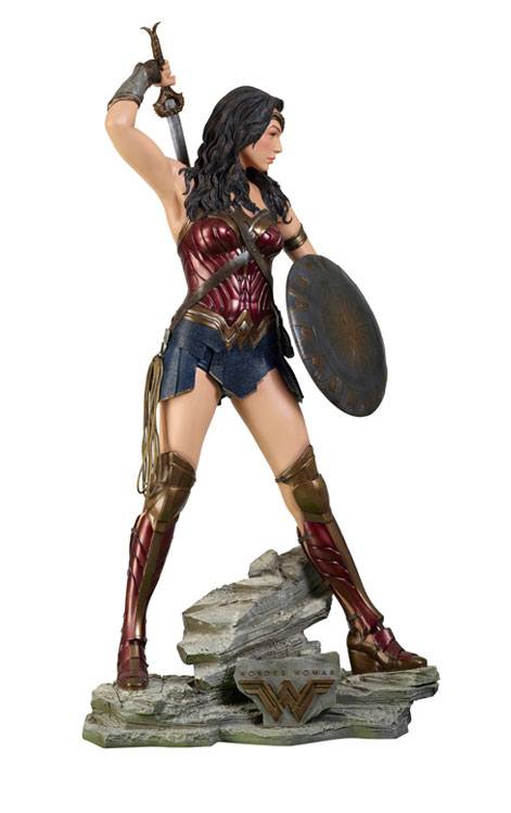 Wonder Woman Life-Size Statue Wonder Woman 224 cm