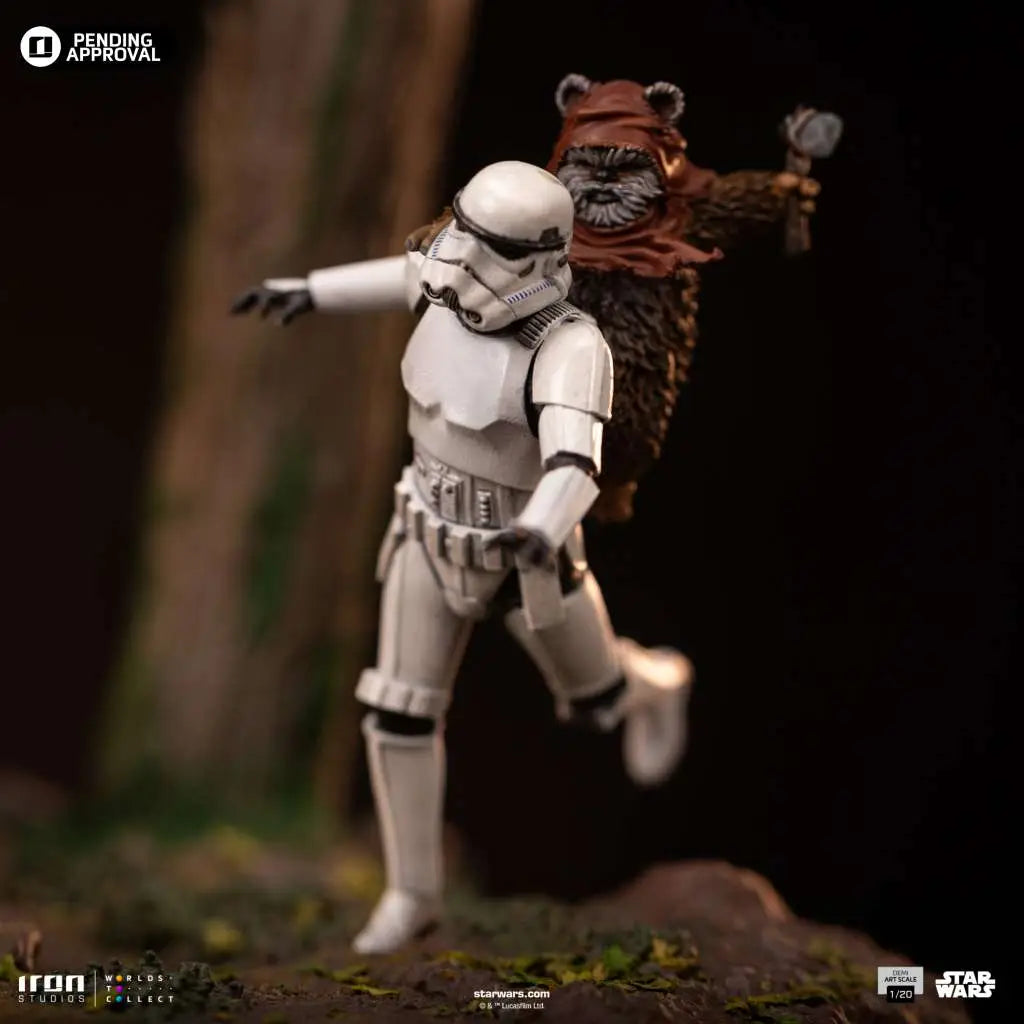 STAR WARS AT-ST AND CHEWBACCA 1/20 STATUE