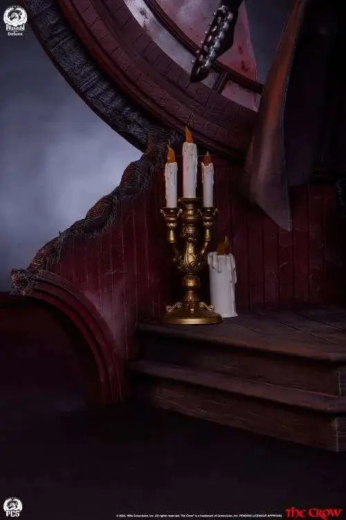 THE CROW 1:3 SCALE STATUE DELUXE EDITION