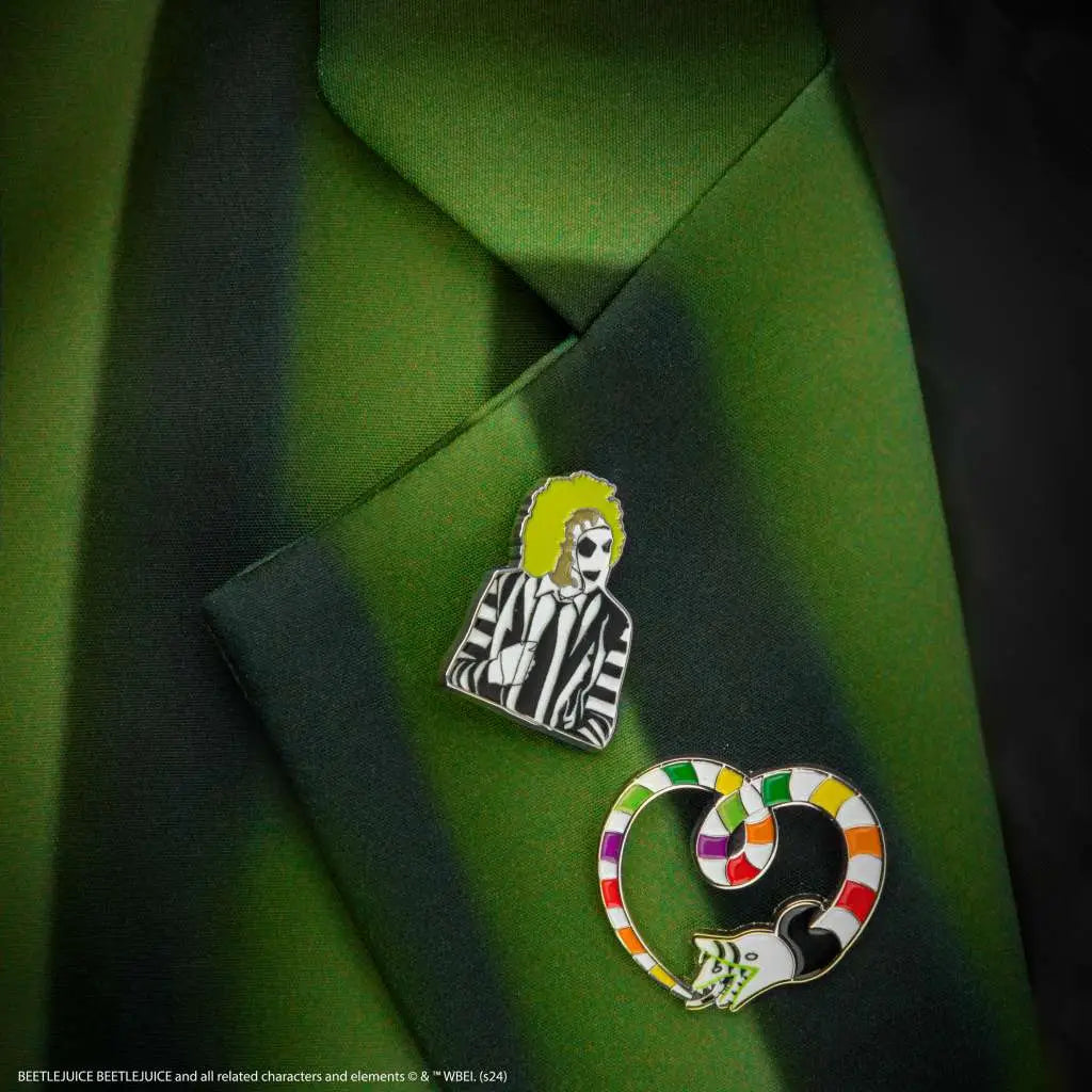 BEETLEJUICE AND SANDWORM PINS SET (2)