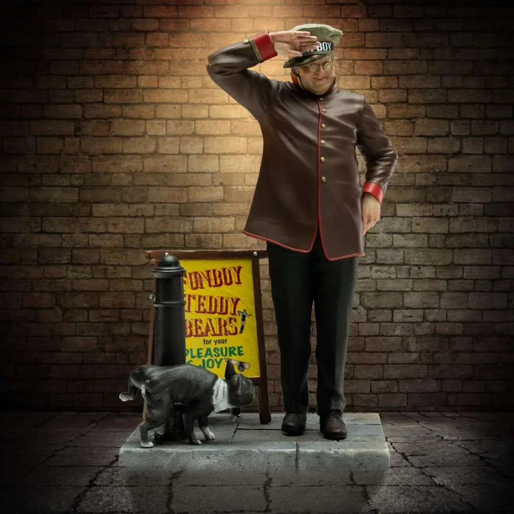 BENNY HILL 1/6 SCALE STATUE