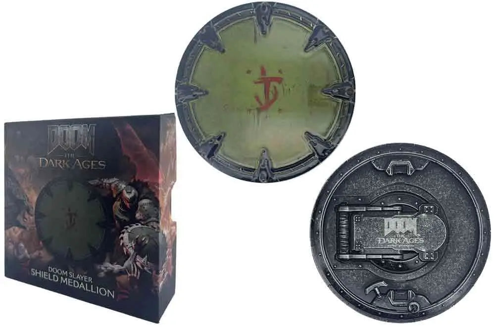 DOOM: THE DARK AGES SAW SHIELD MEDALLION AND ART CARD