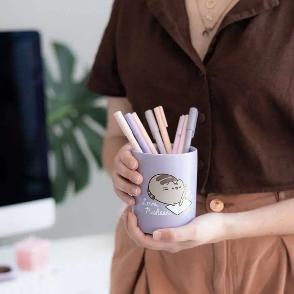 PUSHEEN PEN HOLDER