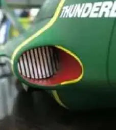 THUNDERBIRD 2 MODEL 1/200 W/ STAND