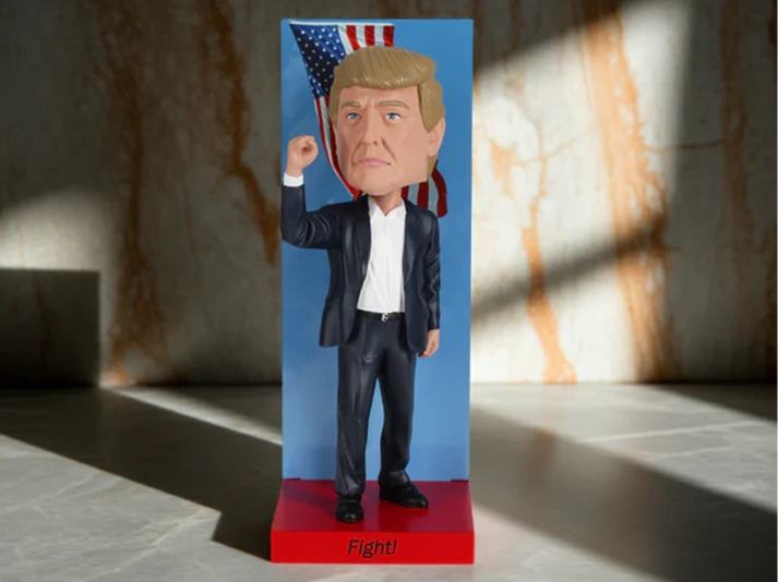 2025 INAUGURATION DONALD TRUMP LTD ED BOBBLEHEAD