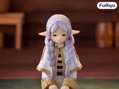 SUITOR DOWNCAST NOODLE STOPPER FIGURE