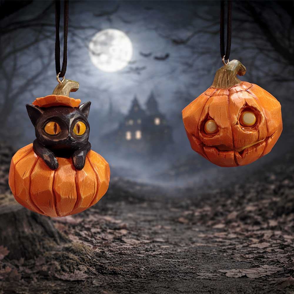 PUMPKIN & PATCH HANGING ORNAMENTS SET (2)