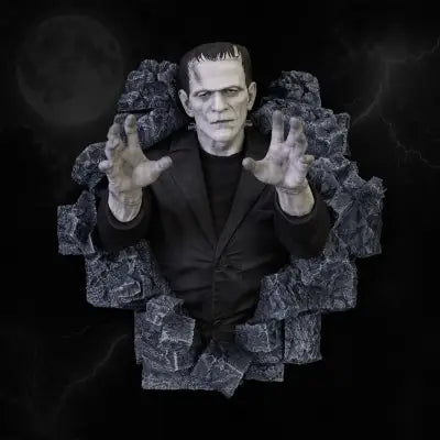 FRANKENSTEIN CLASSIC HORROR EDITION HALF SCALE WALL SCULPTURE