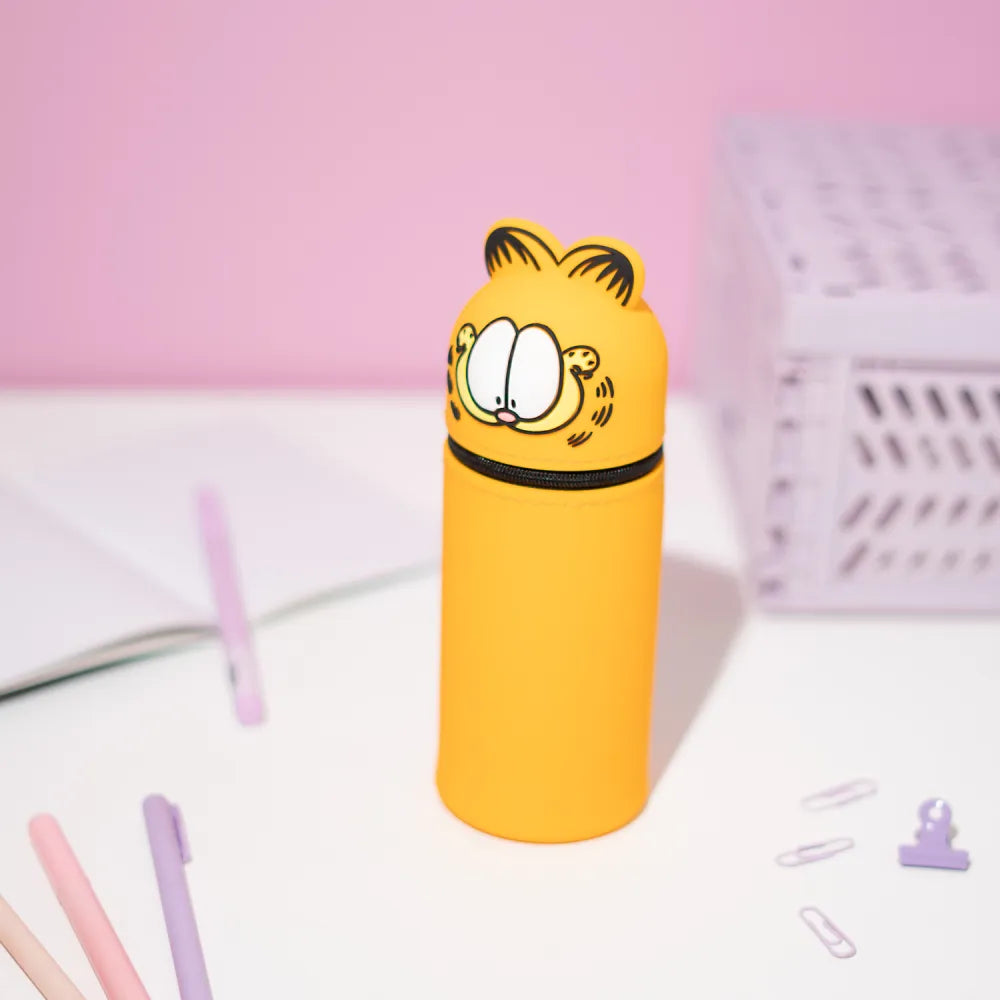 GARFIELD PENCIL CASE
