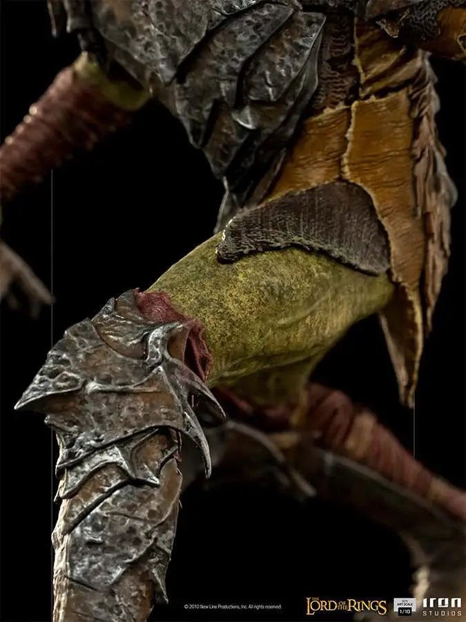 LOTR SWORDSMAN ORC 1/10 ART STATUE