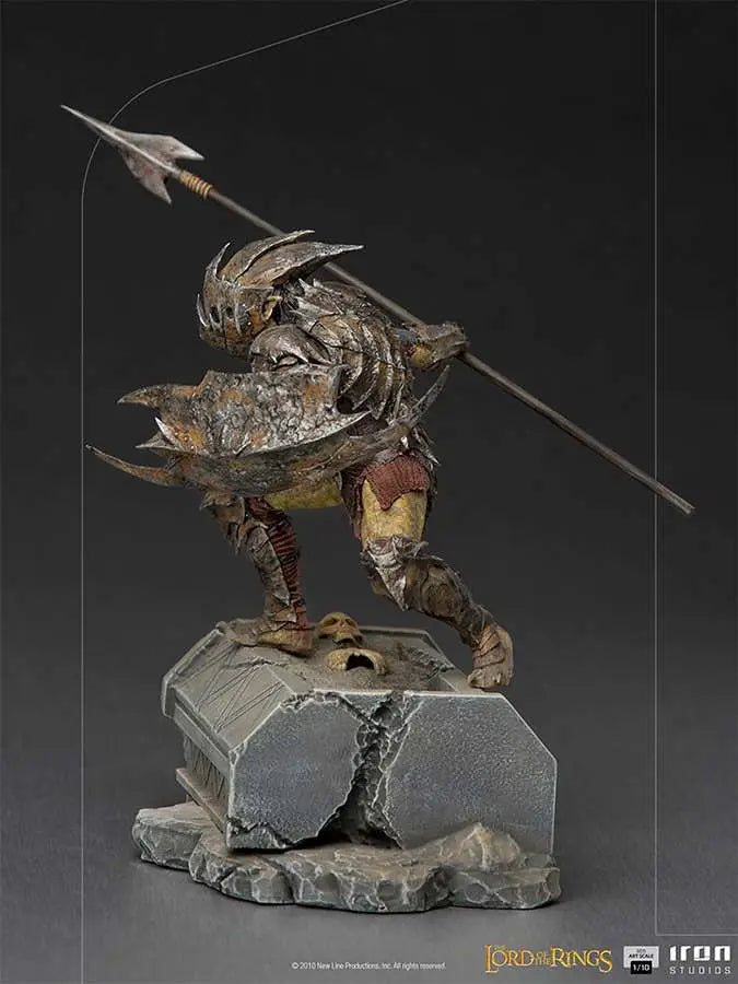 LOTR ARMORED ORC 1/10 ART STATUE
