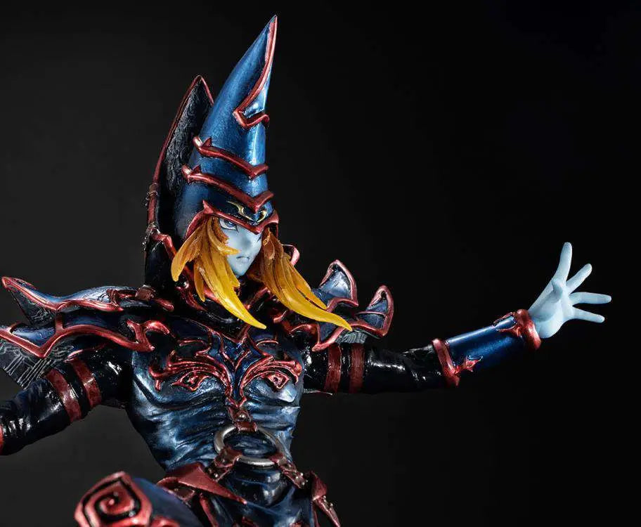 YUGIHO DUEL MONSTERS BLACK MAGICIAN STAT