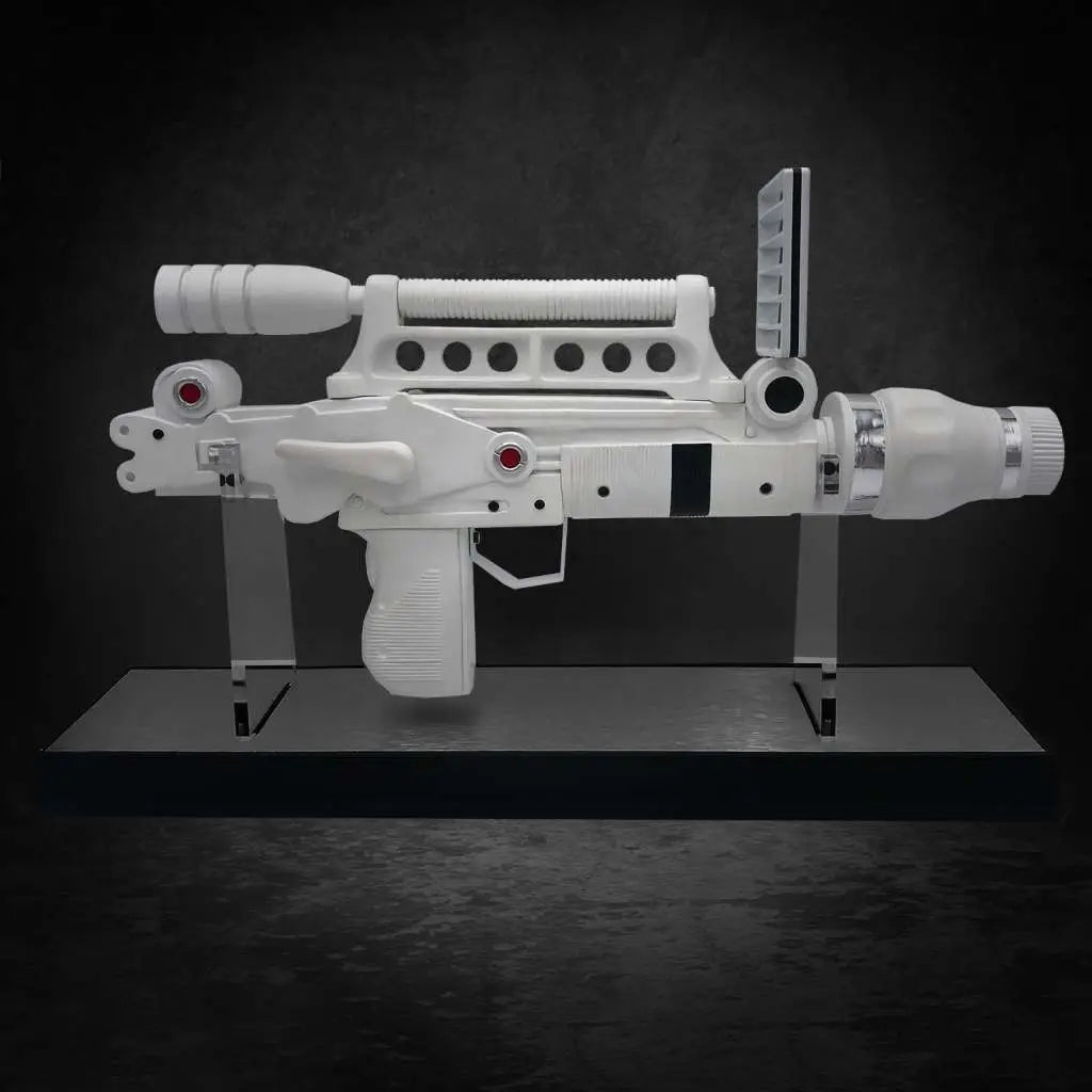007 MOONRAKER LTD ED PROP REPLICA