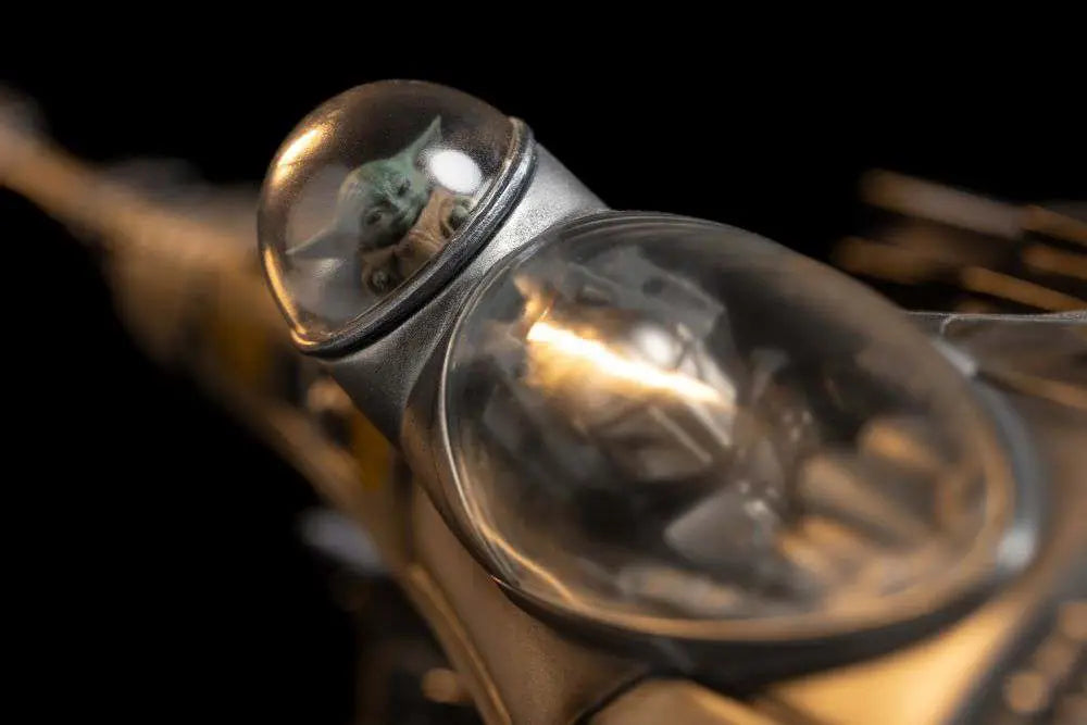 SW MANDO STARFIGHTER 1/20 STATUE