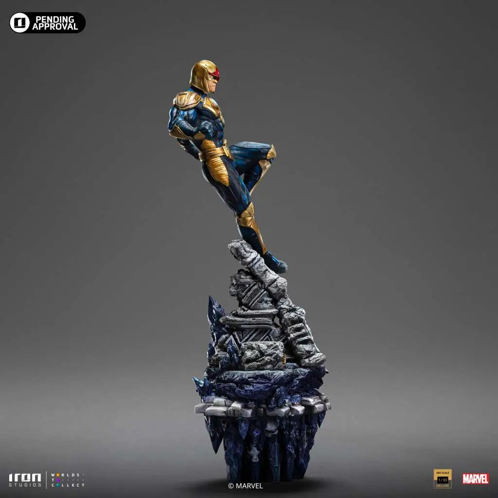 INFINITY GAUNTLET NOVA DLX 1/10 STATUE