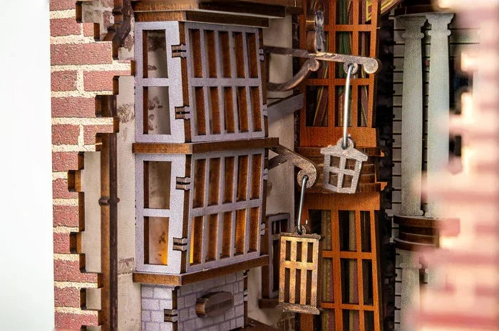 HARRY POTTER - BOOK NOOK KIT - Diagon Alley - 202pc + LED Light