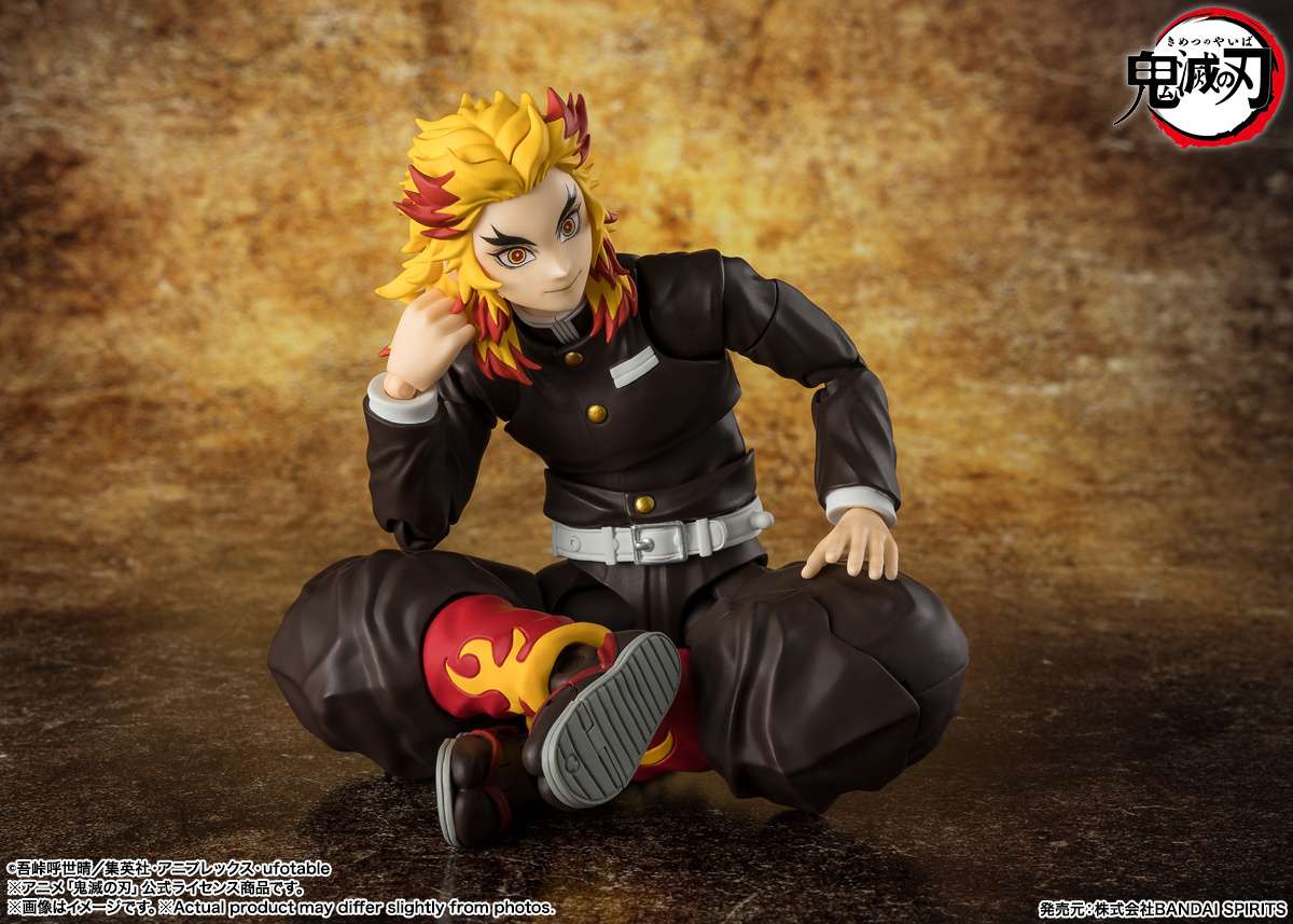 DEMON SLAYER - Kyojuro Rengoku - Figure S.H. Figuarts 15cm