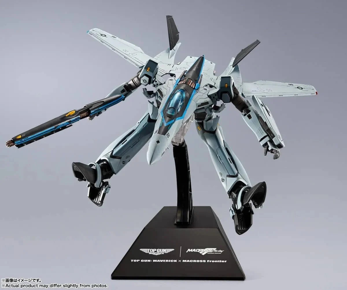 TOP GUN MAVERICK X MACROSS - VF-25 Messiah - Figure DX Chogokin 25cm