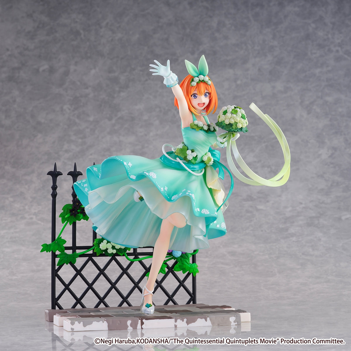 QUINTESSENTIAL QUINTUPLETS - Yotsuba -Shibuya Scramble Figure 1/7 26cm