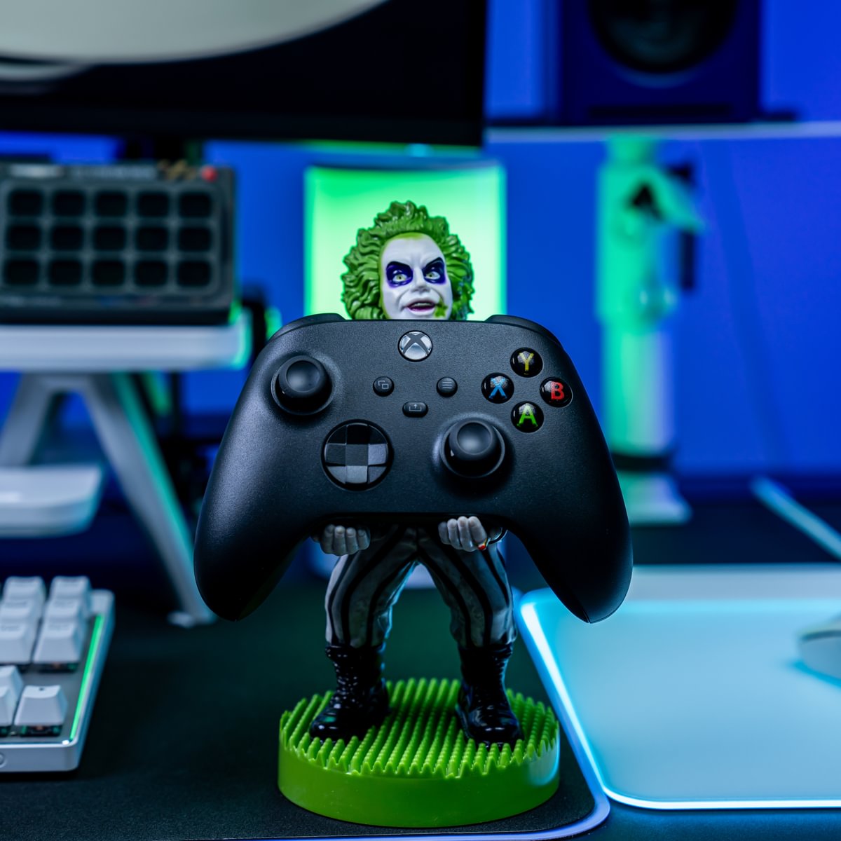 BEETLEJUICE - Controller & Phone Support - 20cm