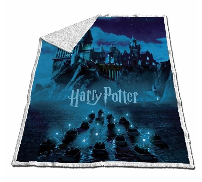 HARRY POTTER - Arrival at Hogwarts - Sherpa Blanket 130x170cm