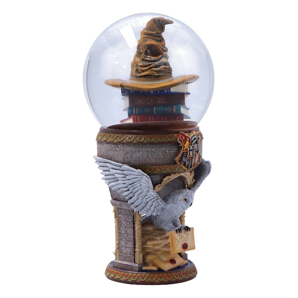 HARRY POTTER - First Day at Hogwarts - Snow Globe 17cm