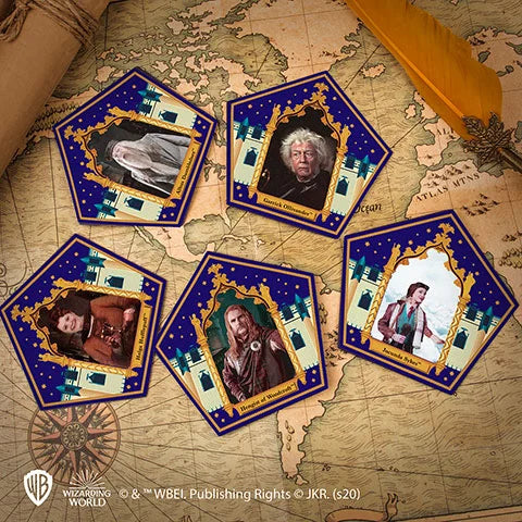 HARRY POTTER - Chocolate Frog Mold + 6 papers box + 12 Wizard Cards
