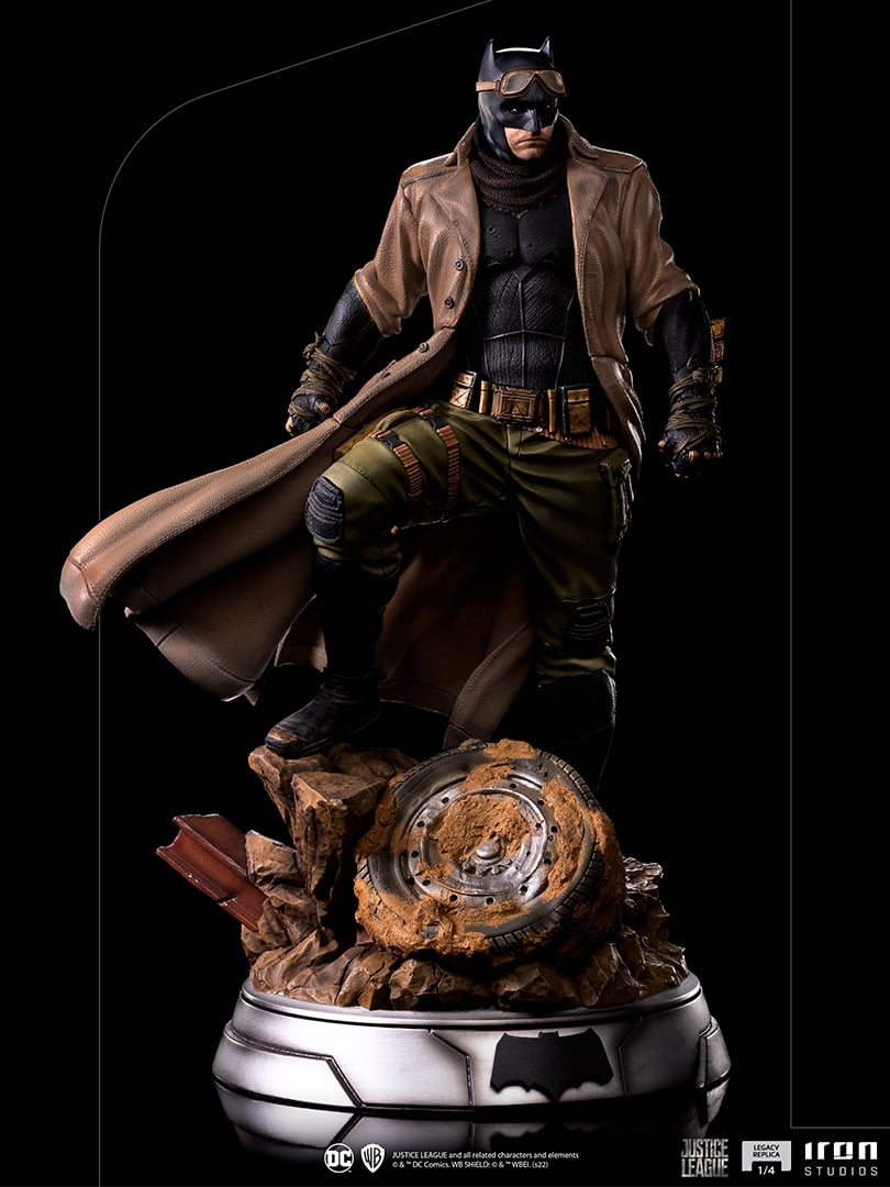 JUSTICE LEAGUE - Batman Knightmare - Statuette Legacy Replica 1/4 58cm