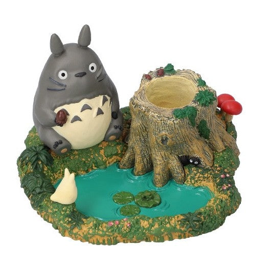 MY NEIGHBOR TOTORO - Totoro by the pond - Figure Pencil Holder