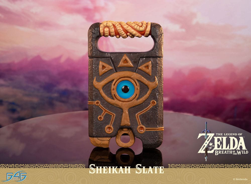 LEGEND OF ZELDA BREATH OF THE WILD - Sheikah Slate - Statue 24cm