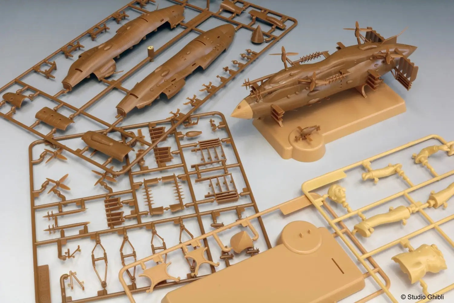 CASTLE IN THE SKY - The Goliath - Model Kit to paint