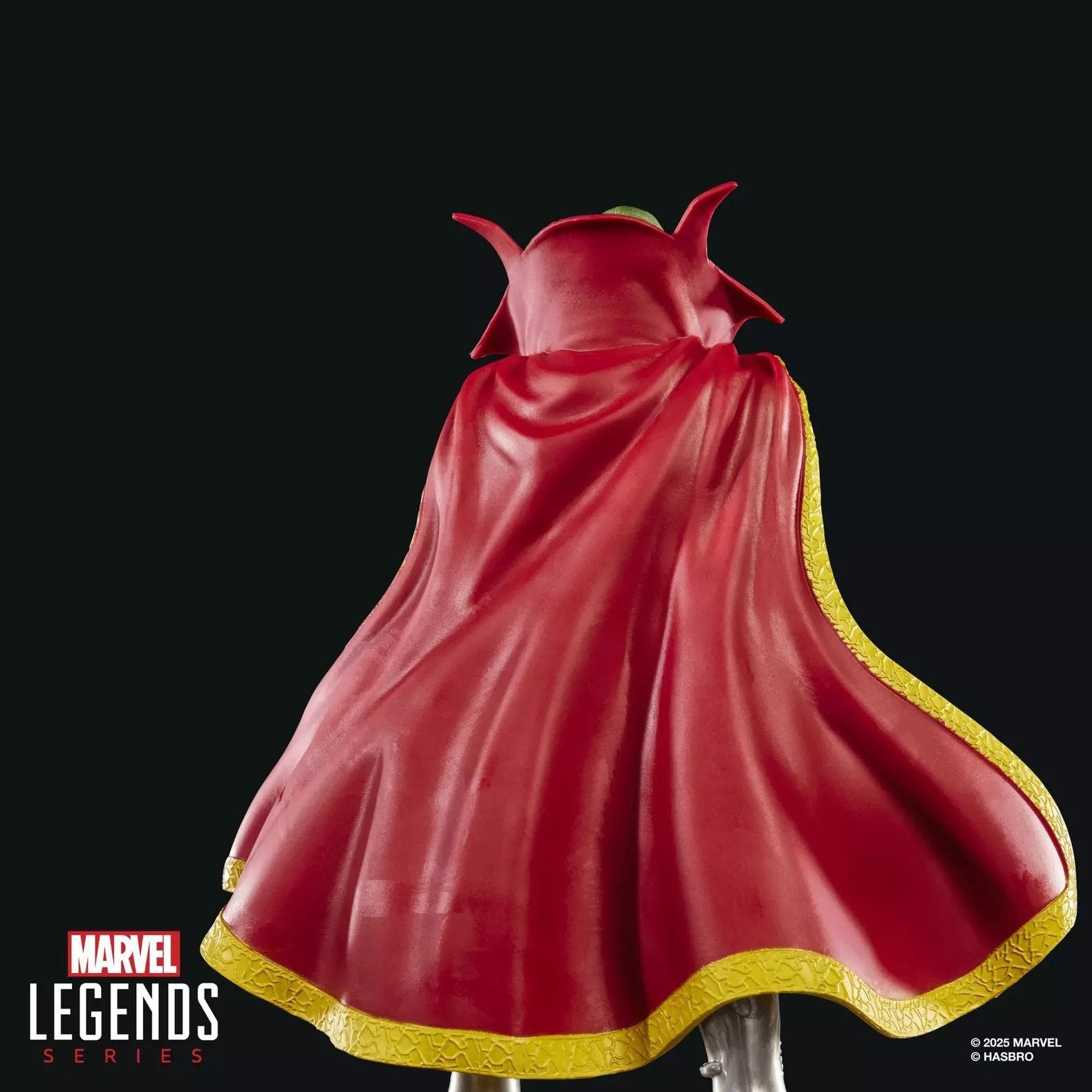 MARVEL - Emperor Doom - Figurine Legends Series 15cm
