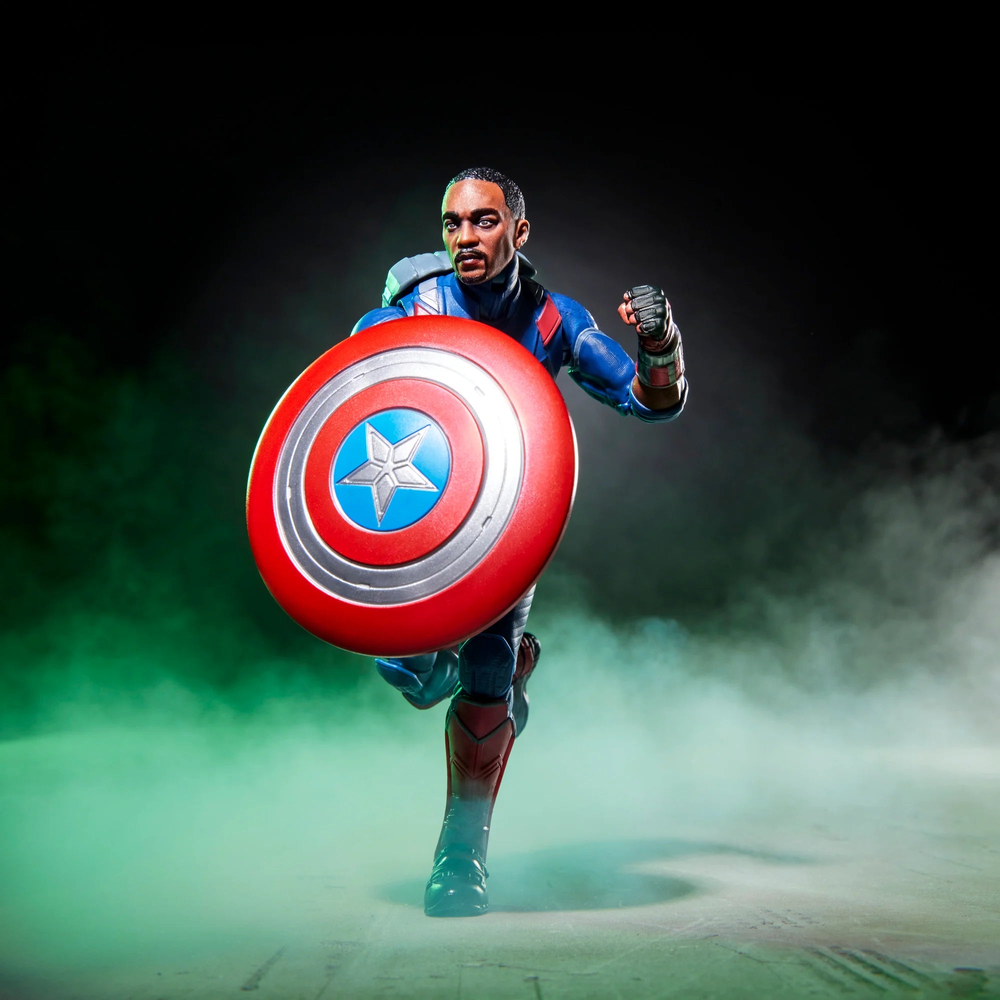 AVENGERS DOOMSDAY - Captain America - Figure Legend Series 15cm