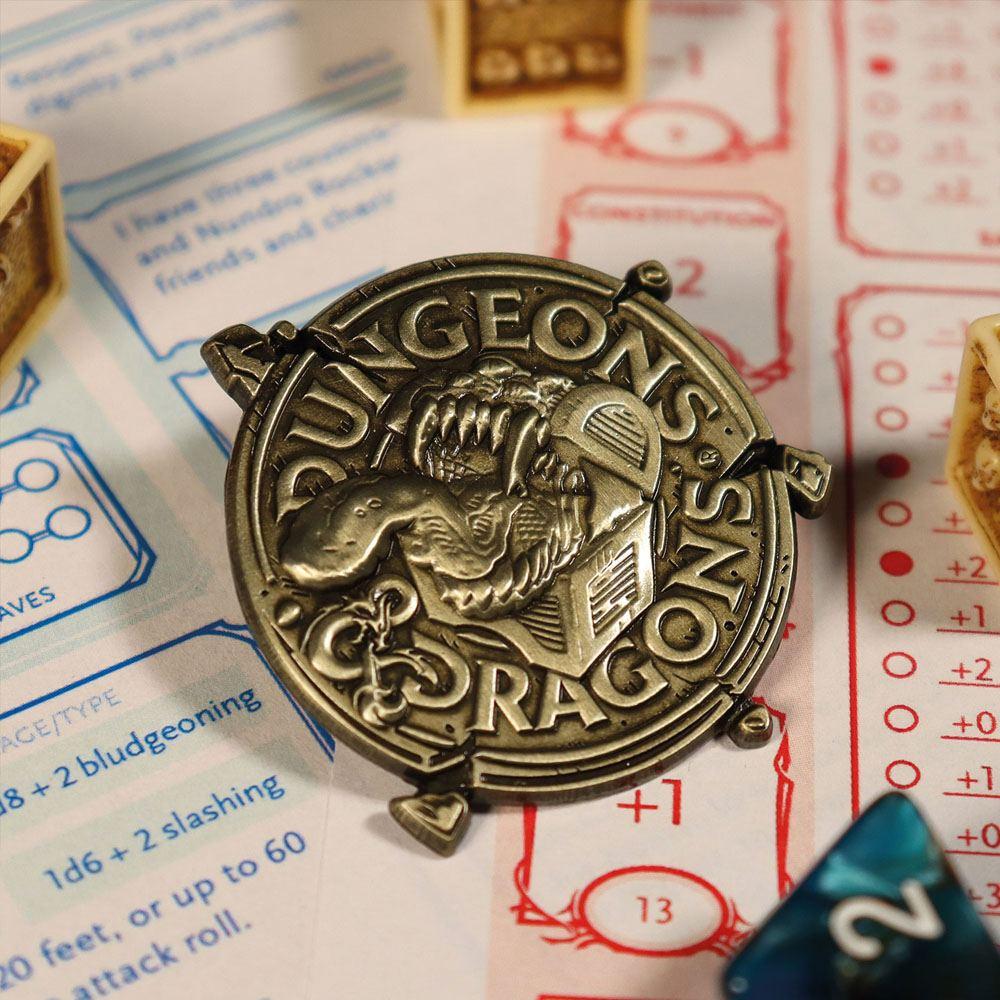 DUNGEONS & DRAGONS - Limited Edition Pin's '9.5x1.5x14.5cm'