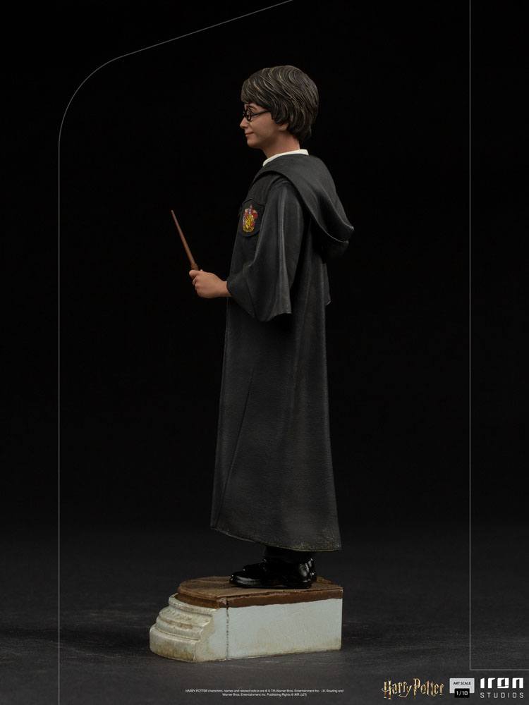 HARRY POTTER - Harry - Statuette Art Scale 17cm