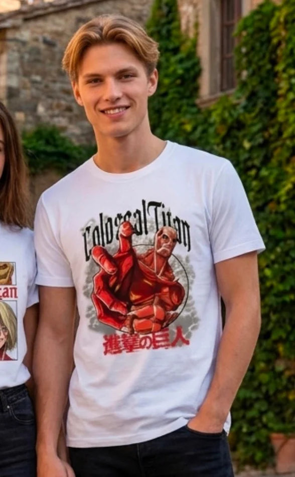 ATTACK ON TITAN - Colosal Titan - T-Shirt (S)