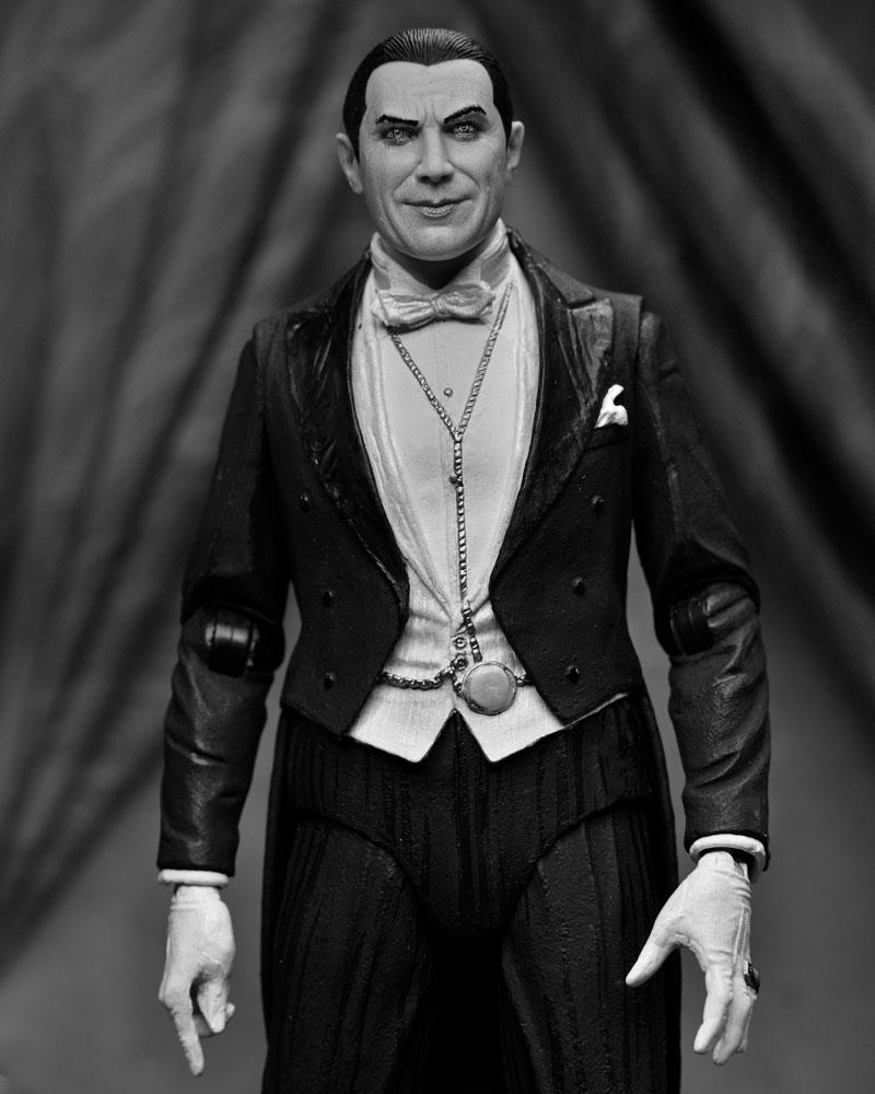 UNIVERSAL MONSTERS - Dracula (Carfax Abbey) - Figure Ultimate 18cm
