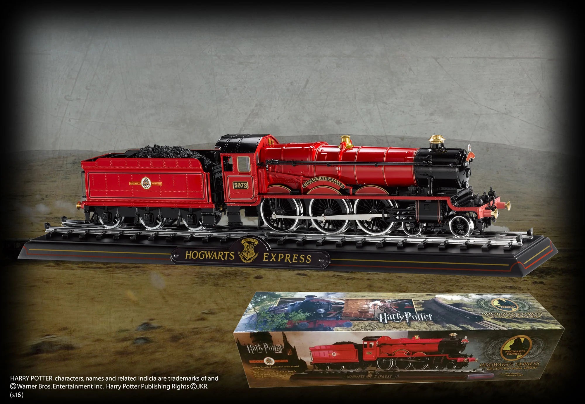 HARRY POTTER - Poudlard Express Die Cast Train Model and Base