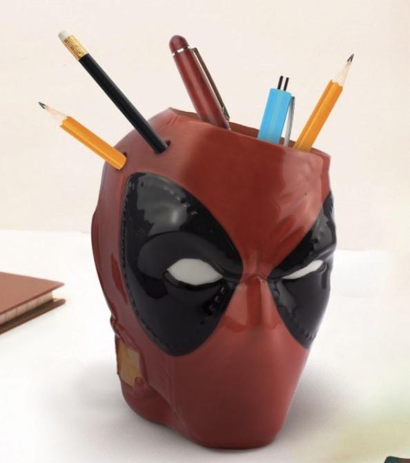 MARVEL - Deadpool - Shaped Plant and Pen Pot