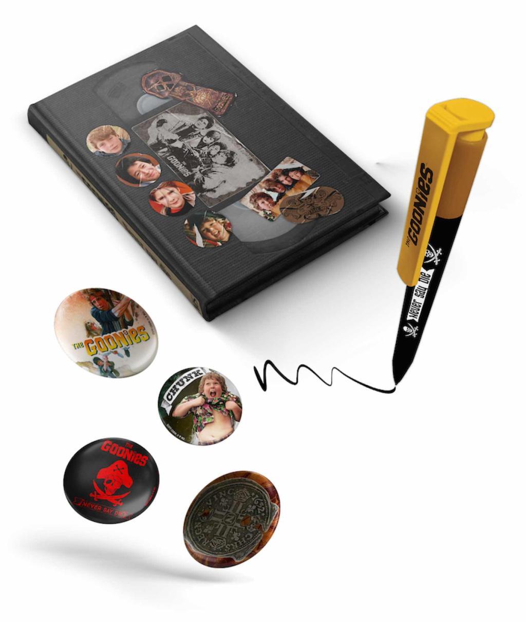 THE GOONIES - Set VHS - Stationery Set (Notebook, Badges and Pen)